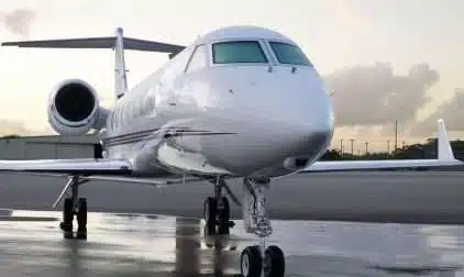 Gulfstream G450 heavy jet