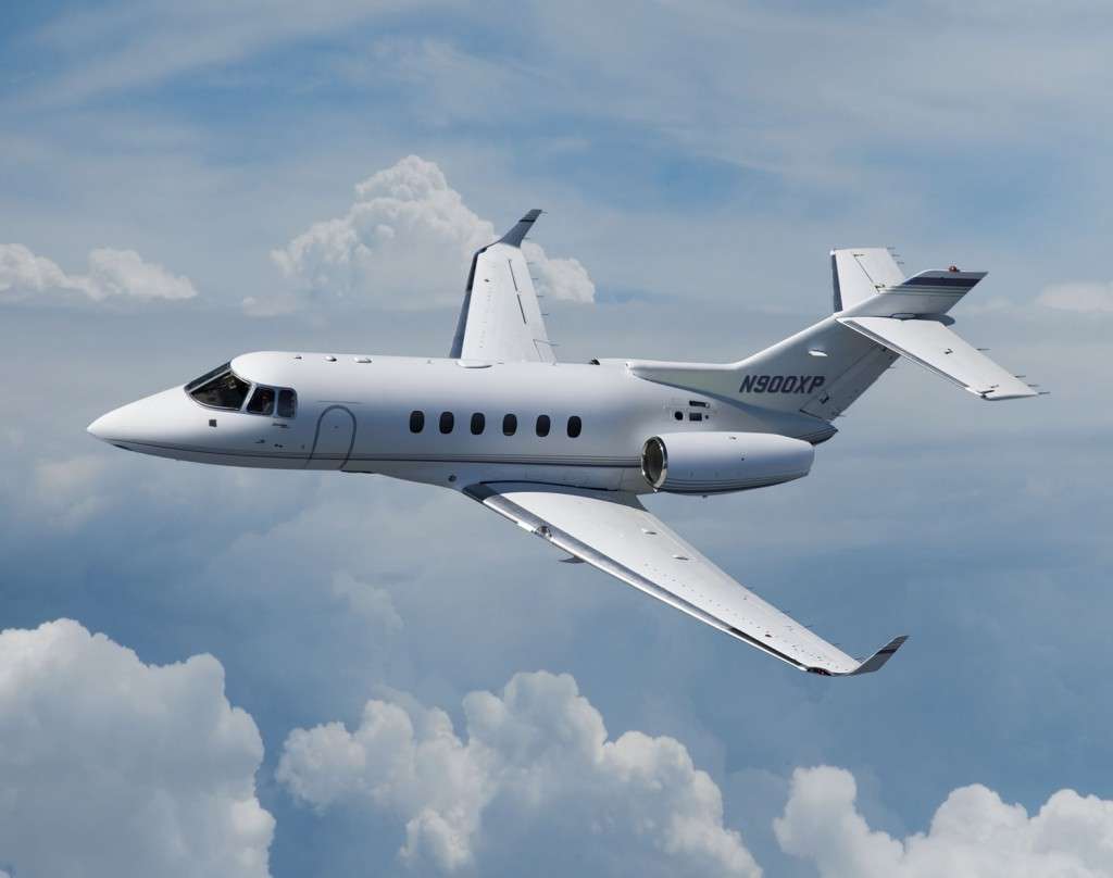private flights on Hawker 800