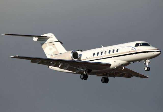 Exterior View of Hawker 4000 | Stratos Jets
