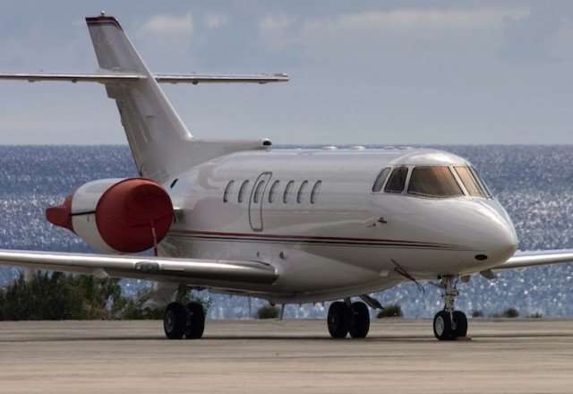 Exterior View of Hawker 1000 | Stratos Jets