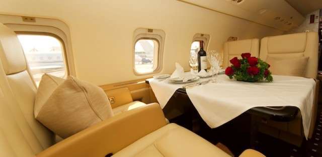 Private Challenger 850 Charter Jet
