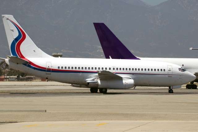 Boeing 737-200 Jet Charter Flights