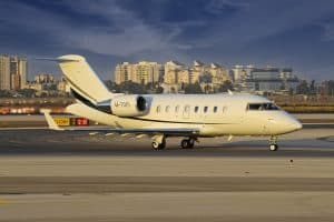 Challenger 605 Charter Jet