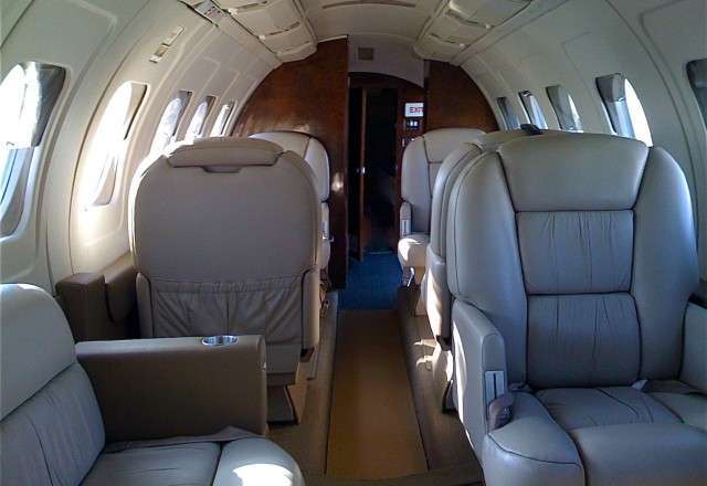 Jetstream 32 Interior