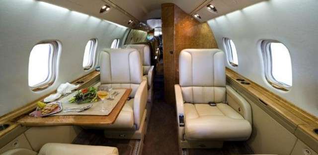 Charter Private Lear 55