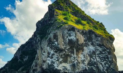 Cliff in Martinique | Stratos Jet Charters, Inc.