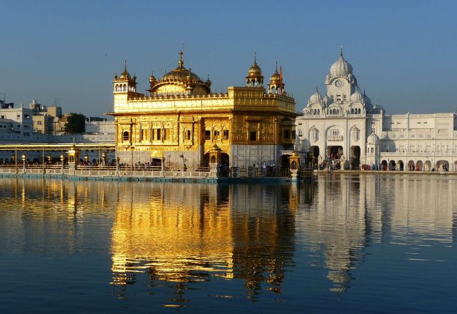 Charter a Jet To the Golden Temple holy site