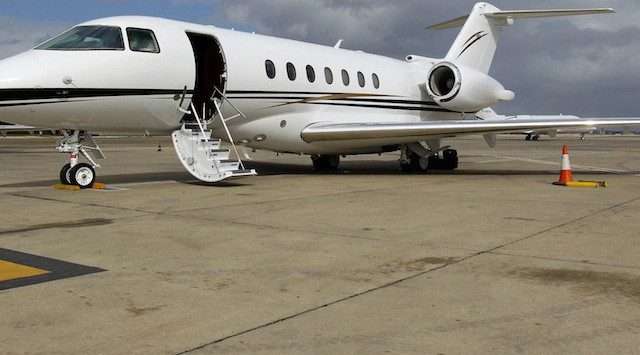 hawker business jets