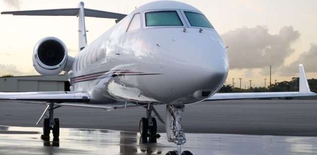 Private Jet Gulfstream G450 | Stratos Jet Charters, Inc.